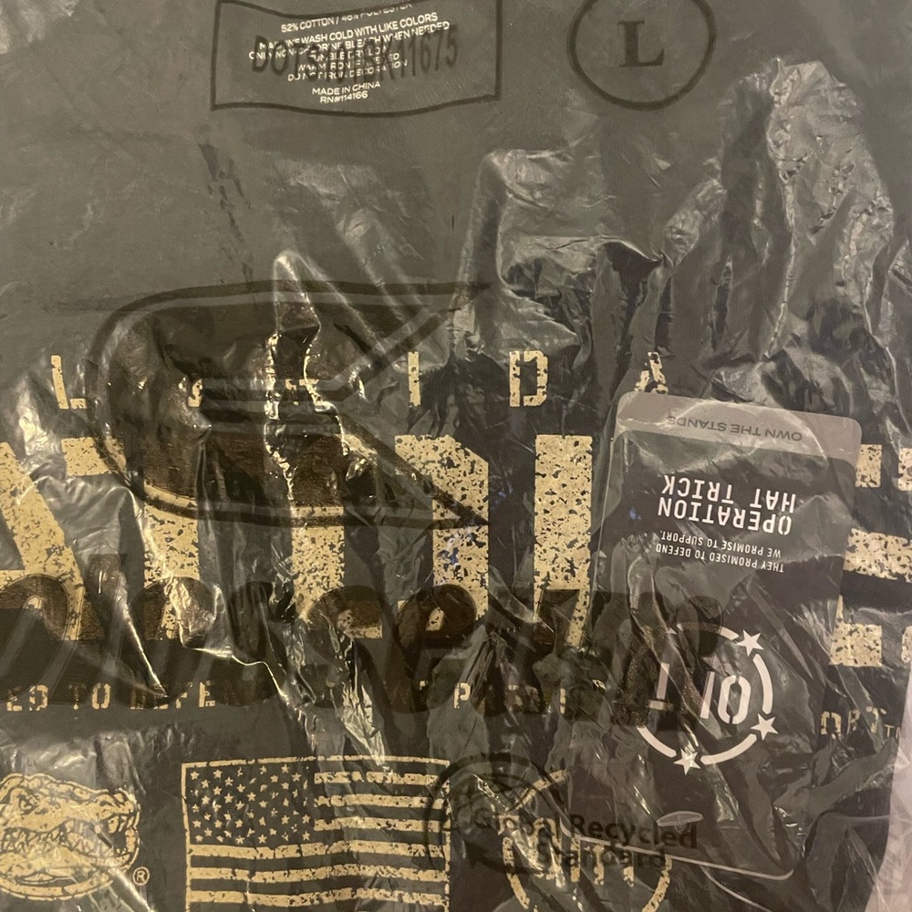 Florida Gators Military Appreciation Flag 2.0 T-Shirt - Heathered Black, Large